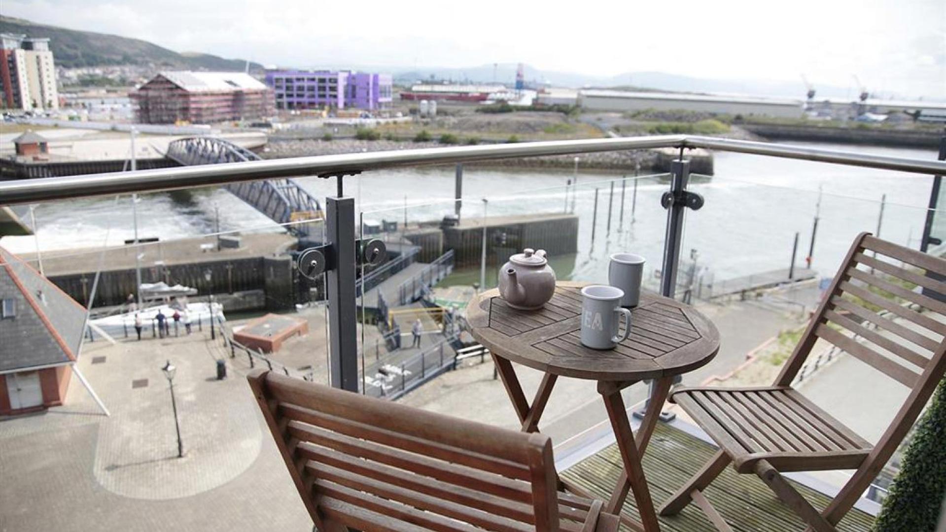 Marina Villas, Trawler Road, Marina Swansea Esterno foto